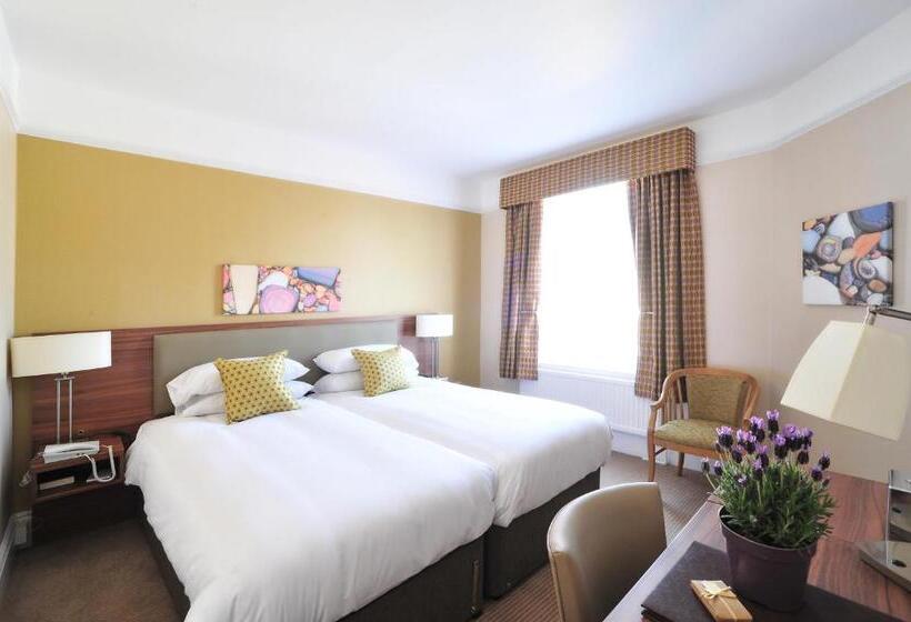 Hotel The White Lion