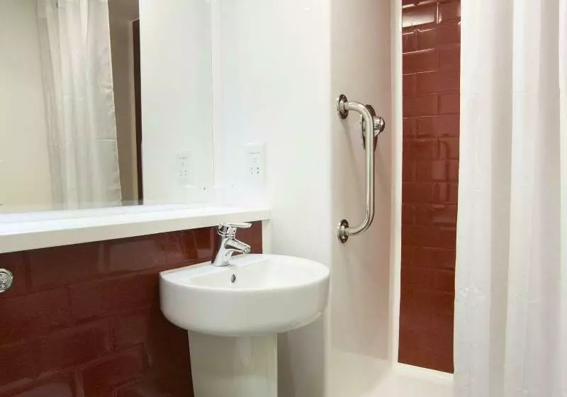 酒店 Travelodge London Edmonton