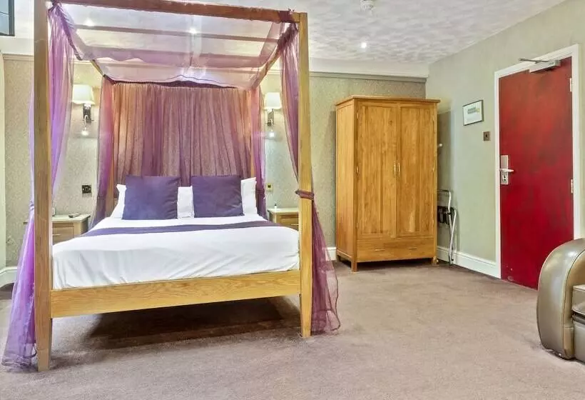 Bury Ramsbottom Old Mill Hotel And Leisure Club