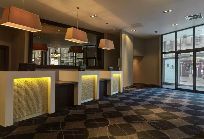 호텔 Doubletree By Hilton Edinburgh City Centre