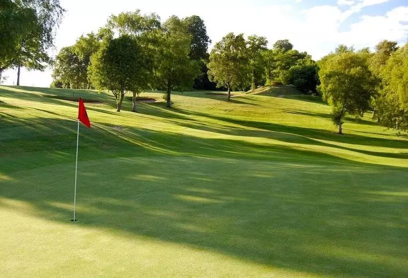 בית מלון כפרי Hawkstone Park