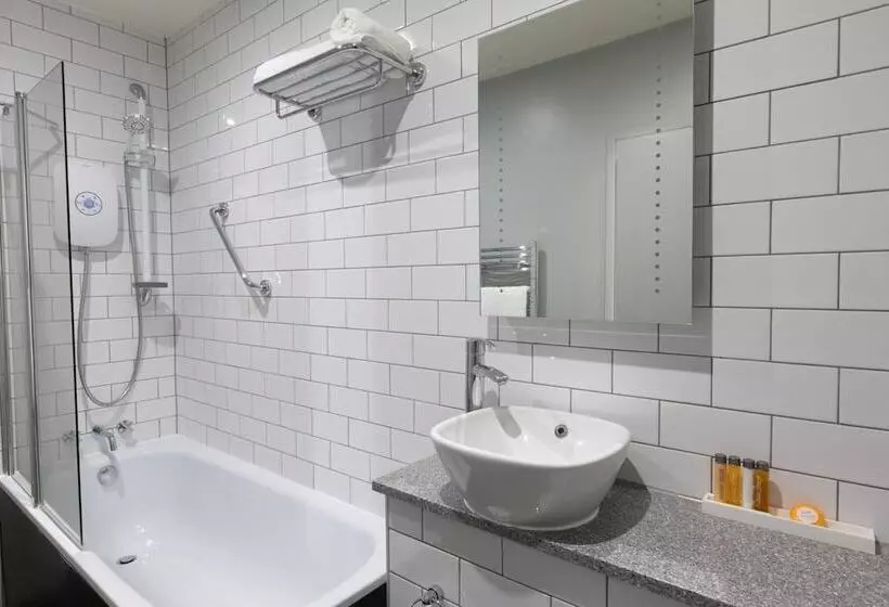 בית מלון כפרי Hawkstone Park