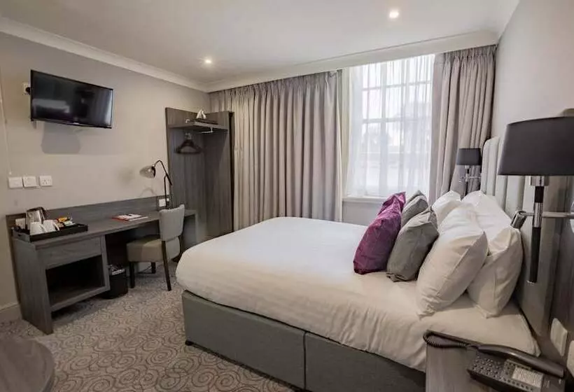 בית מלון כפרי Hawkstone Park