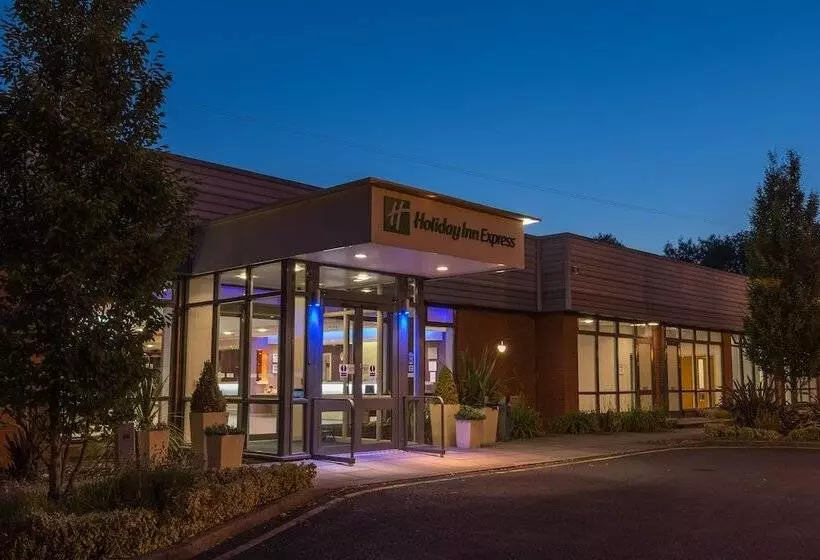 ホテル Holiday Inn Express Preston South, An Ihg