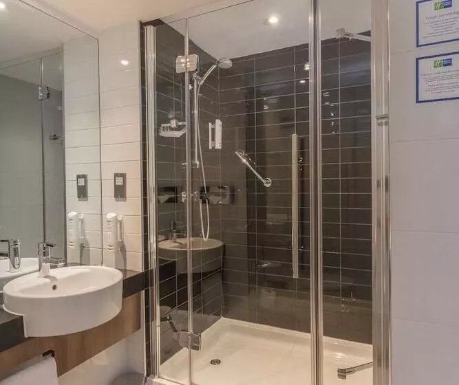 ホテル Holiday Inn Express Preston South, An Ihg