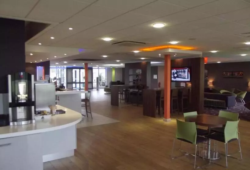 ホテル Holiday Inn Express Preston South, An Ihg