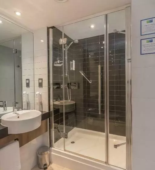 ホテル Holiday Inn Express Preston South, An Ihg