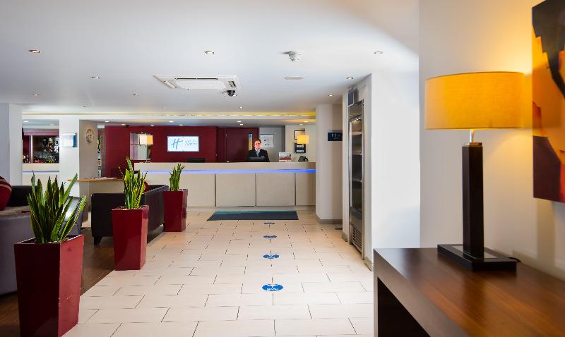 Hotel Holiday Inn Express Warwick   Stratford Upon Avon, An Ihg
