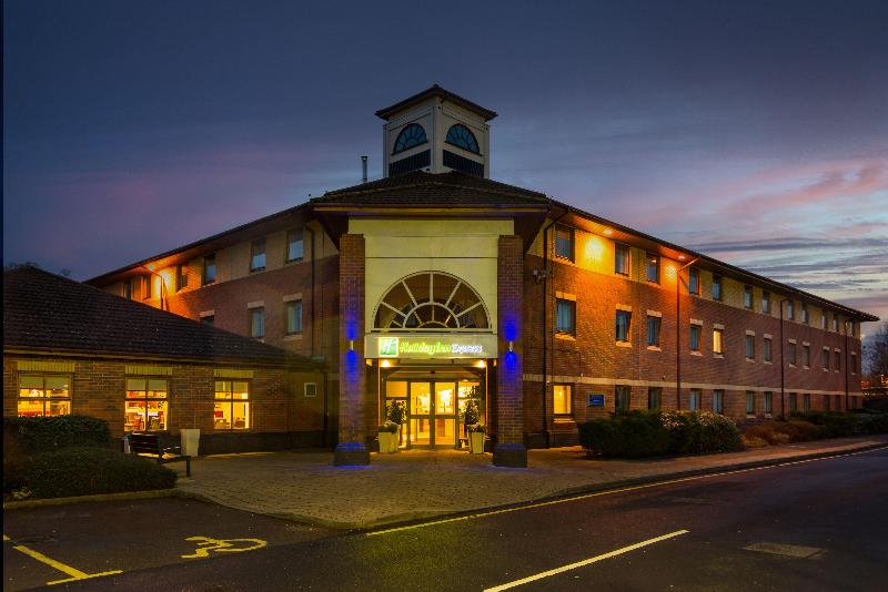 Hotel Holiday Inn Express Warwick   Stratford Upon Avon, An Ihg