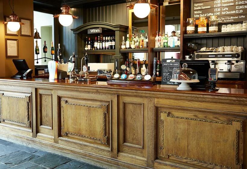 Manor Hotel By Greene King Inns