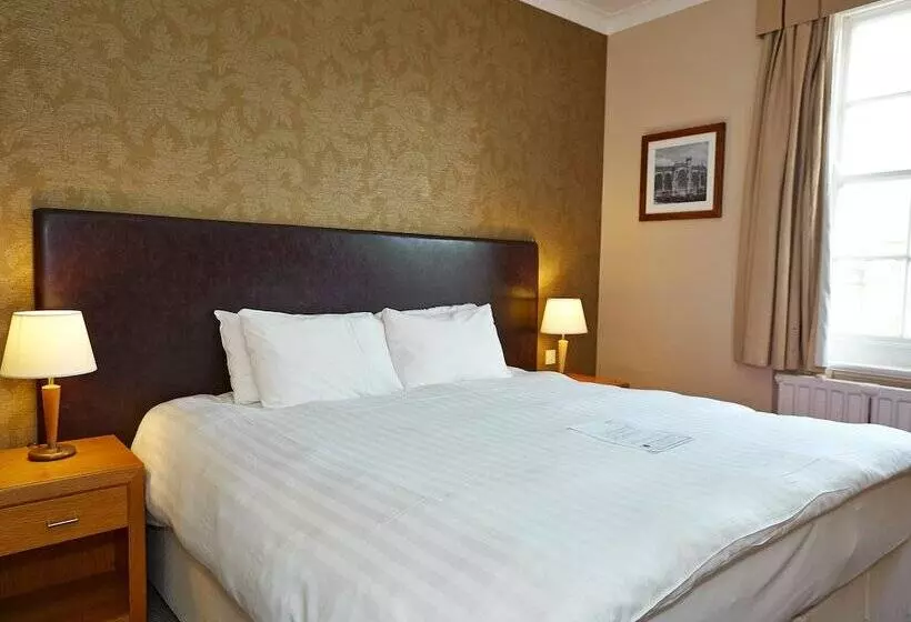 Manor Hotel By Greene King Inns