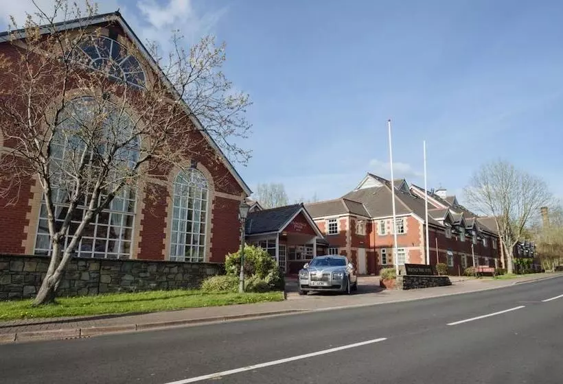 هتل Heritage Park Pontypridd, Trademark Collection By Wyndham