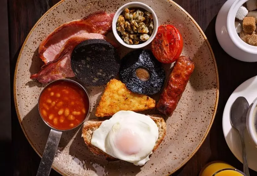 هتل Heritage Park Pontypridd, Trademark Collection By Wyndham