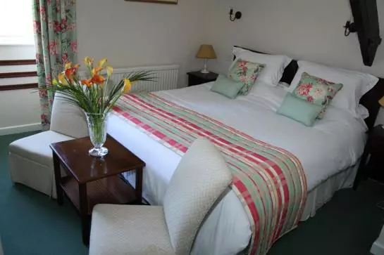 Mill House Hotel & Restaurant