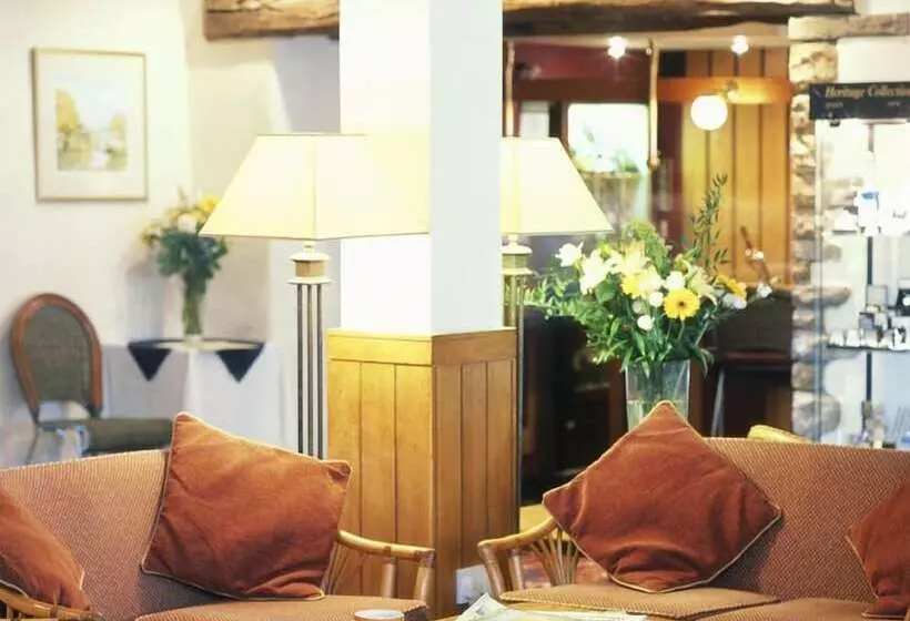 Whoop Hall Hotel And Leisure