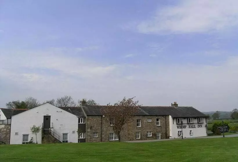 Whoop Hall Hotel And Leisure