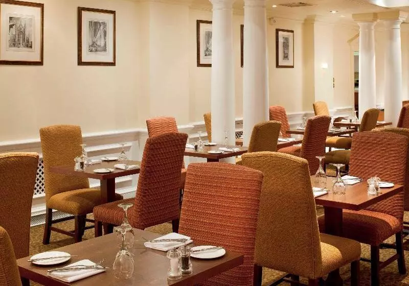 ホテル Mercure Winchester Wessex