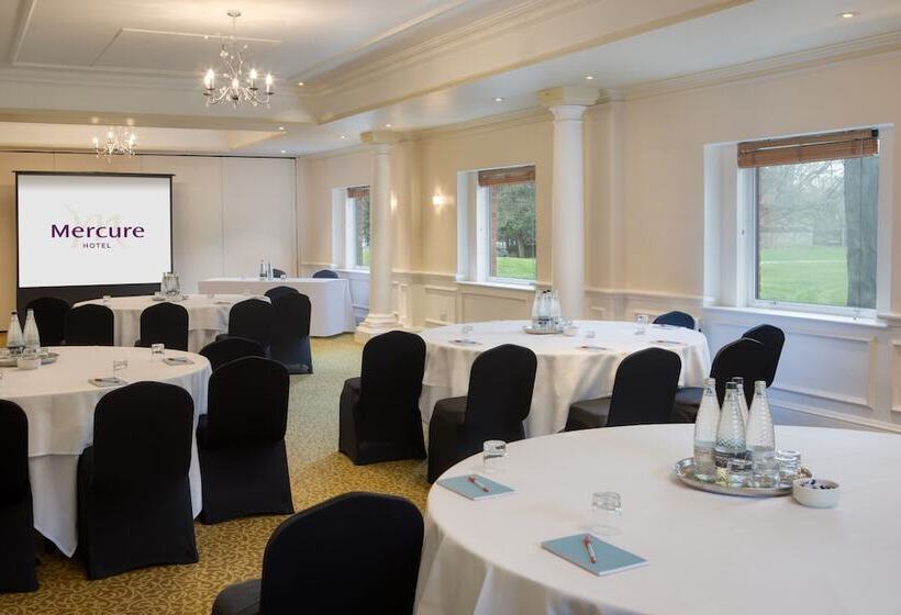 בית מלון כפרי Mercure Winchester Wessex