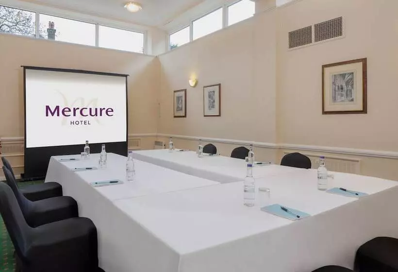 ホテル Mercure Winchester Wessex