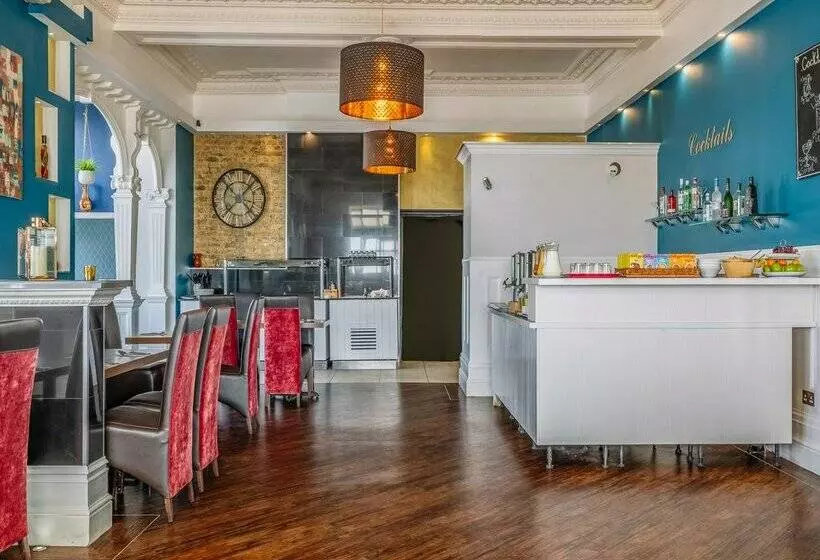 호텔 Muthu Westcliff