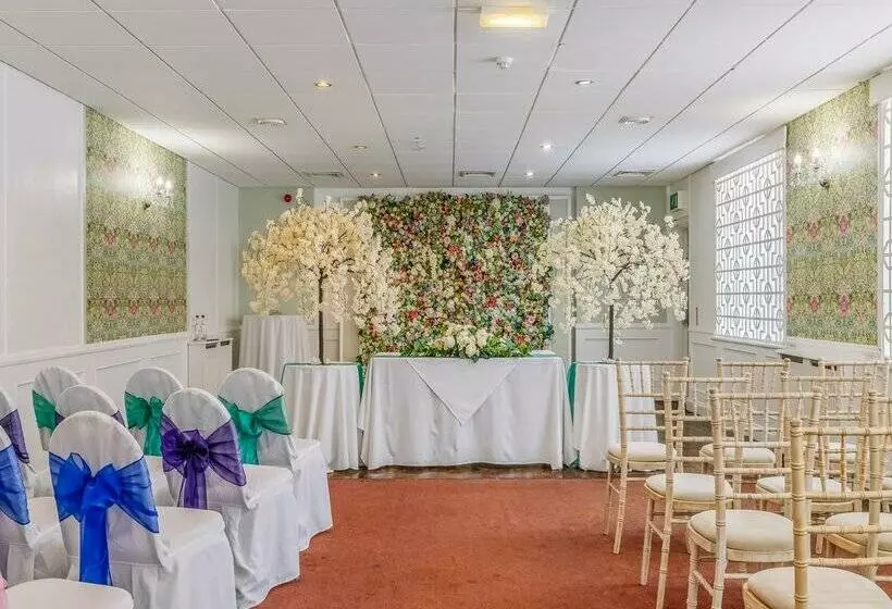 호텔 Muthu Westcliff