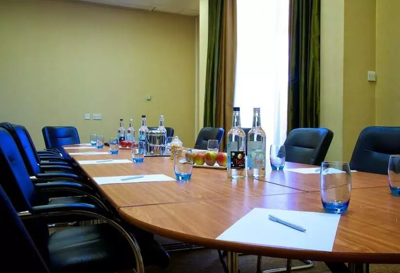 호텔 Stourport Manor