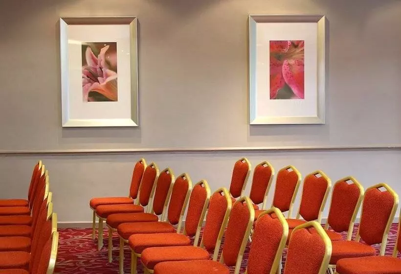 호텔 Stourport Manor