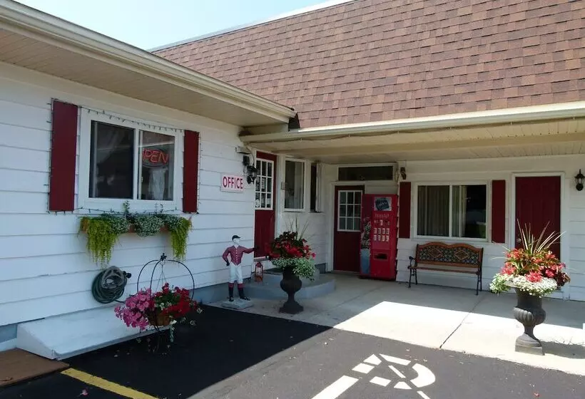 Country Squire Motel