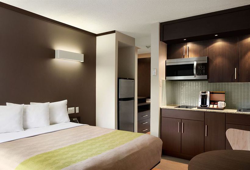 Studio 6 Downtown Toronto