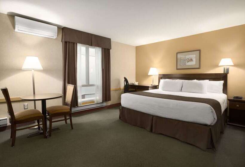 هتل Days Inn By Wyndham Estevan