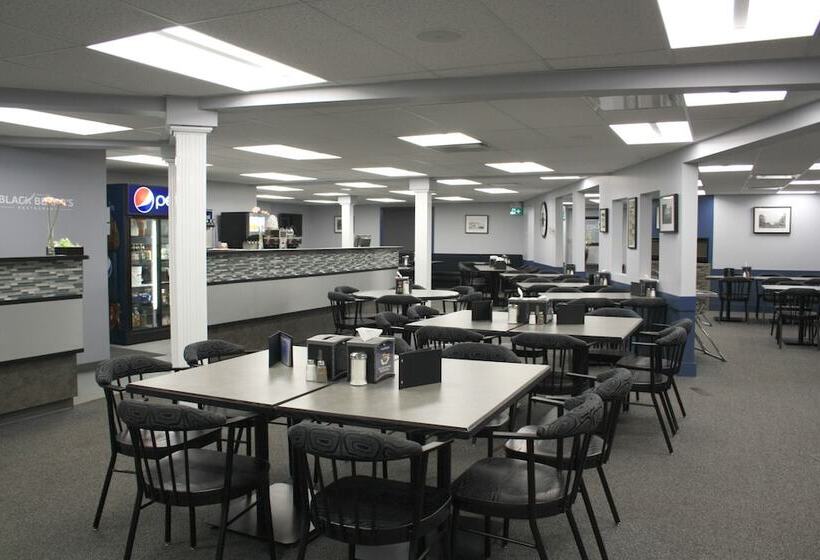 هتل Days Inn By Wyndham Estevan