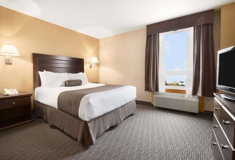 هتل Days Inn By Wyndham Estevan