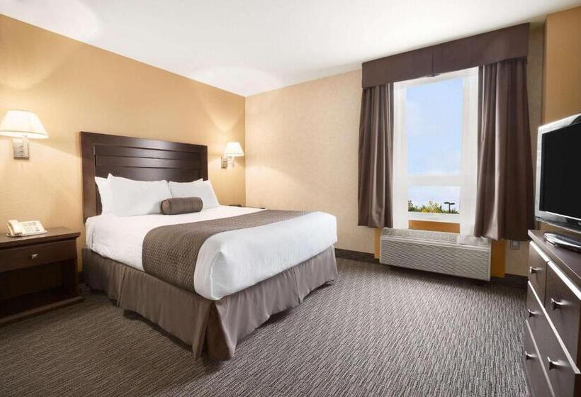 هتل Days Inn By Wyndham Estevan