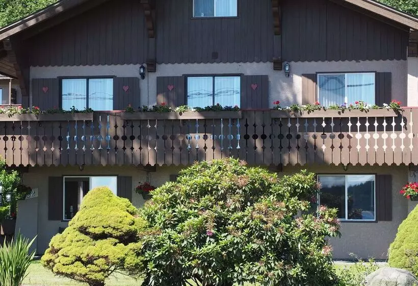 ホテル Ramada By Wyndham Campbell River