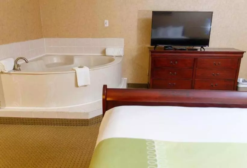 호텔 The George Dawson Inn & Conference Centre