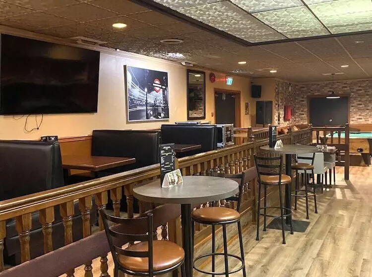 호텔 The George Dawson Inn & Conference Centre