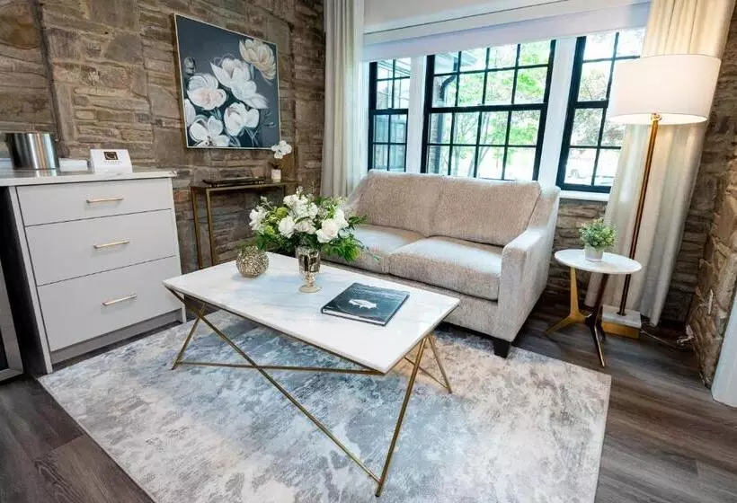 酒店 The Glenerin Inn