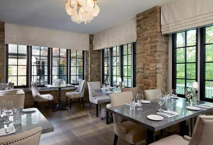 酒店 The Glenerin Inn