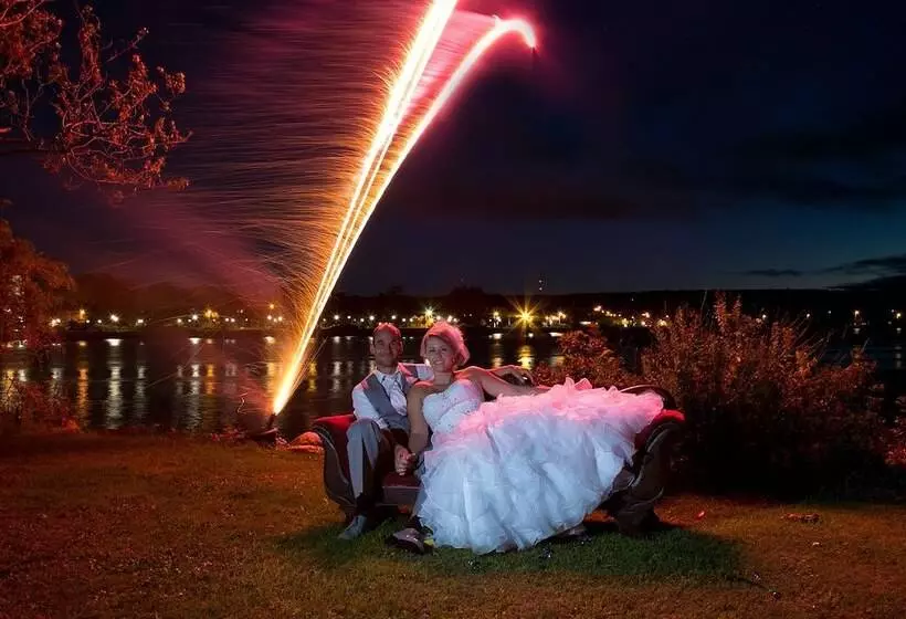 Bed and Breakfast Lanes Privateer Inn