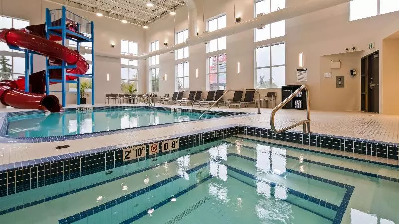 ホテル Best Western Plus Edmonton Airport