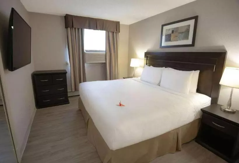 Coast Calgary Downtown Hotel & Suites By Apa