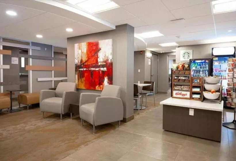 Coast Calgary Downtown Hotel & Suites By Apa