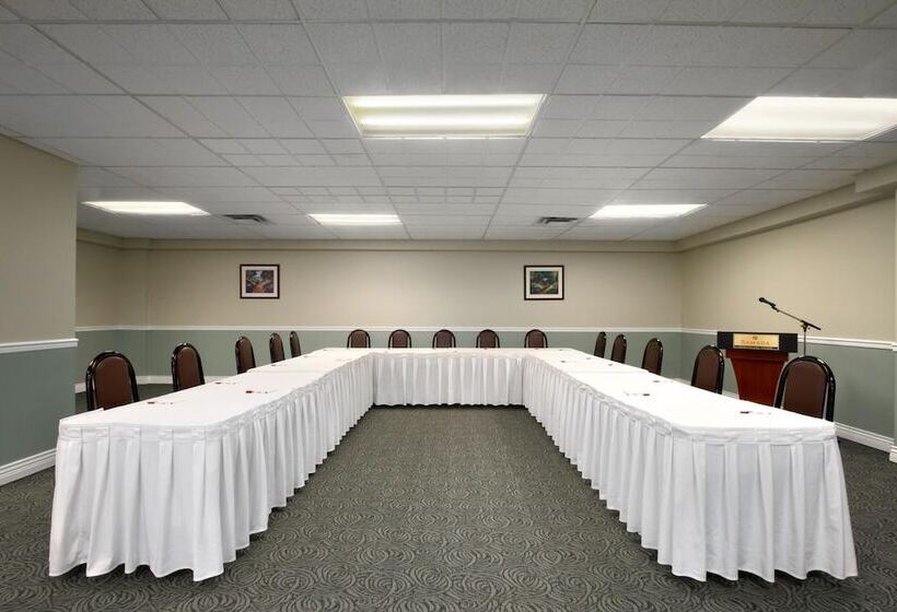 酒店 Harrison Lake