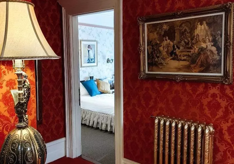 هتل Le Chateau De Pierre