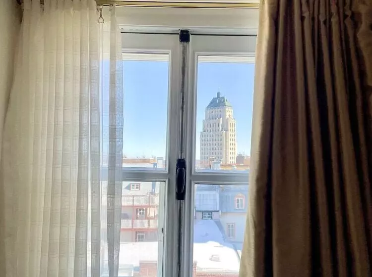 Отель Manoir D Auteuil