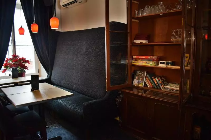 Отель Manoir D Auteuil