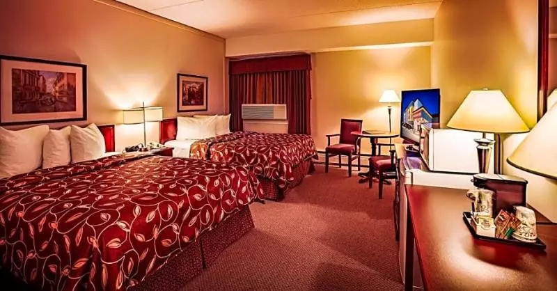 فندق Days Inn & Conference Centre By Wyndham Camrose Norsemen