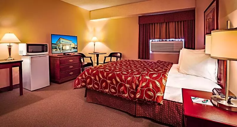 فندق Days Inn & Conference Centre By Wyndham Camrose Norsemen