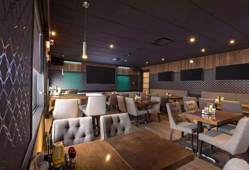 酒店 Quality Inn & Suites