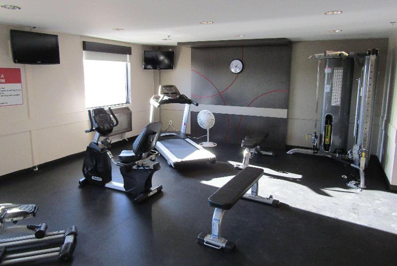 هتل Ramada By Wyndham Saskatoon